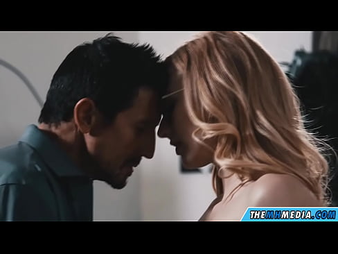 ❤️ ஒரு மெல்லிய பொன்னிறத்துடன் காதல் செக்ஸ் தரமான செக்ஸ் ஆபாசத்தில் ta.hqpornvideos.ru